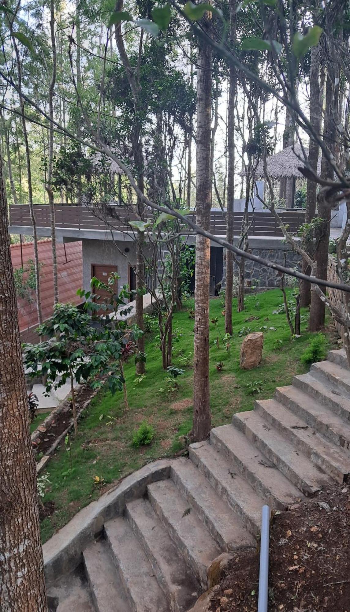 100 Oaks Estate Hotel Yercaud Exterior photo